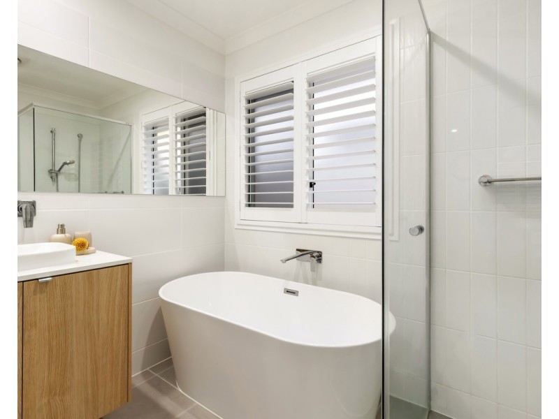 7 Glenthorne Street, Redland Bay QLD 4165