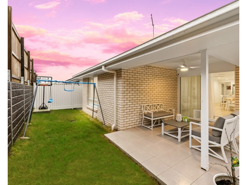 7 Glenthorne Street, Redland Bay QLD 4165