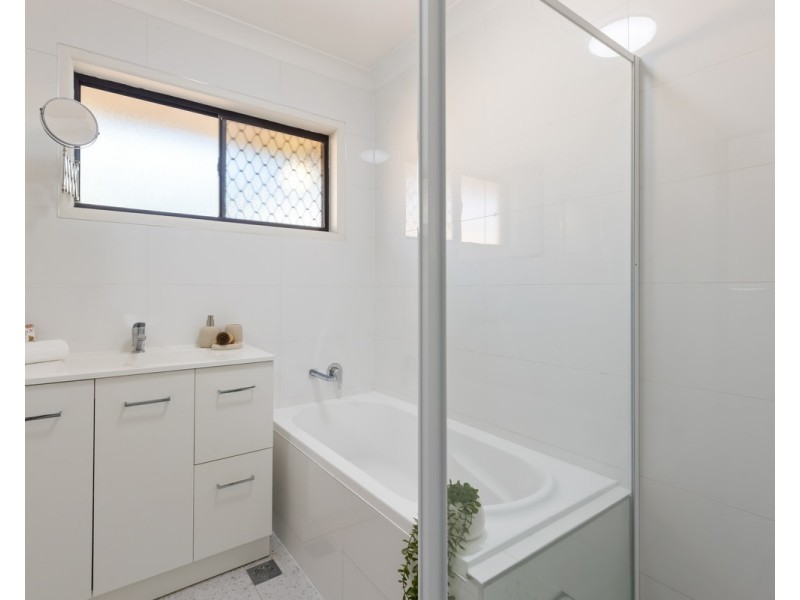 12 Parkway Road, Daisy Hill QLD 4127