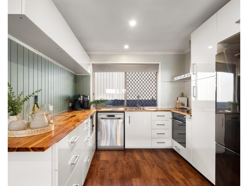 25 Drews Road, Tanah Merah QLD 4128
