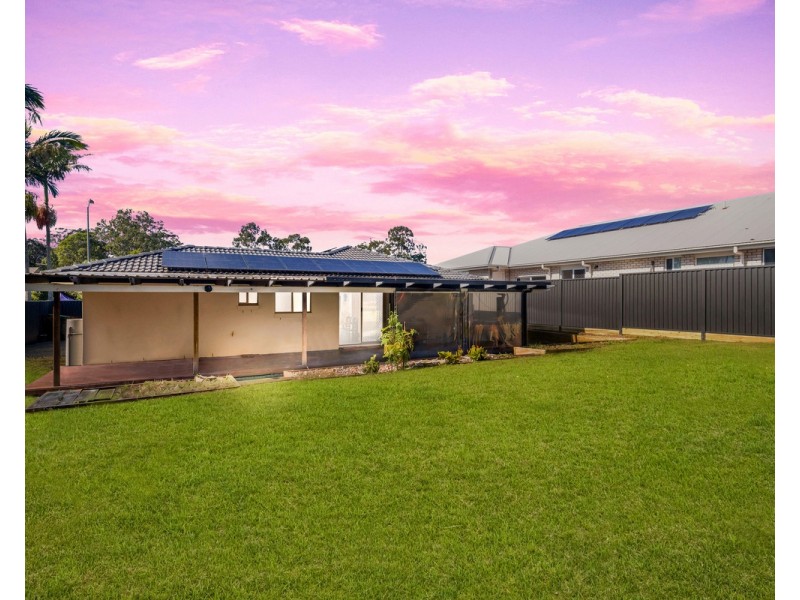 25 Drews Road, Tanah Merah QLD 4128