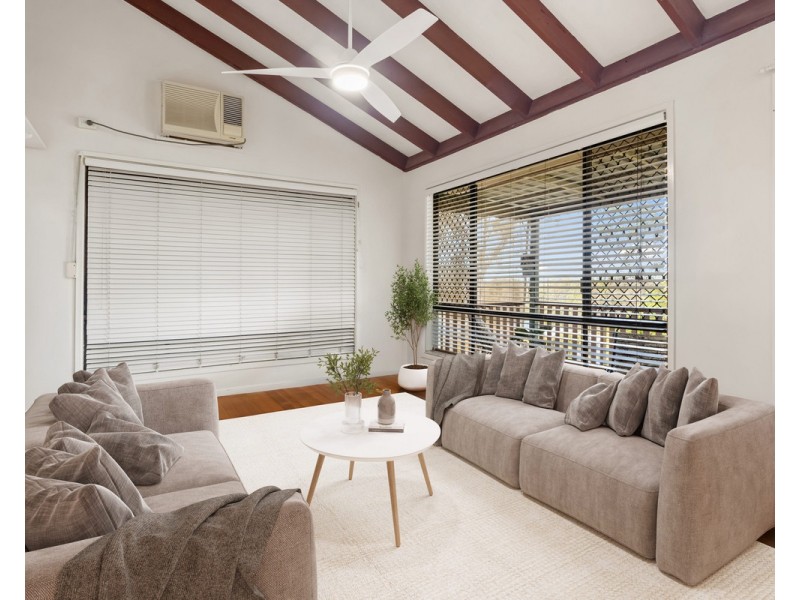 18 Lindsay Street, Loganholme QLD 4129