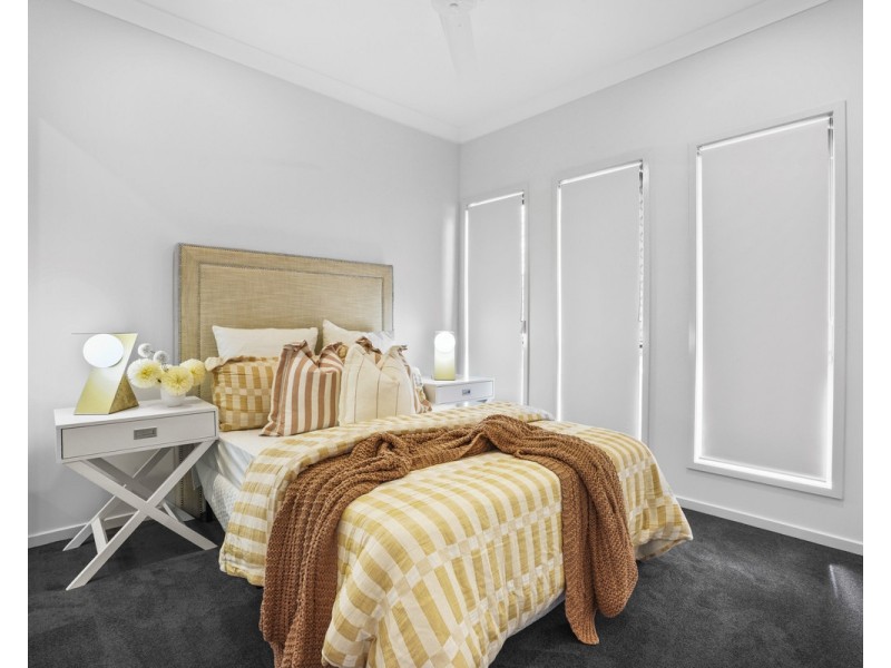 19 Stringybark Street, Spring Mountain QLD 4124