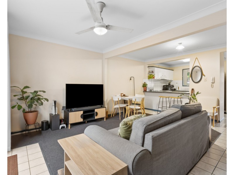 2/15 Daisy Hill Road, Daisy Hill QLD 4127