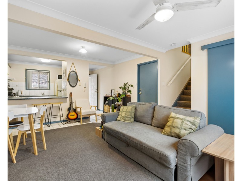 2/15 Daisy Hill Road, Daisy Hill QLD 4127