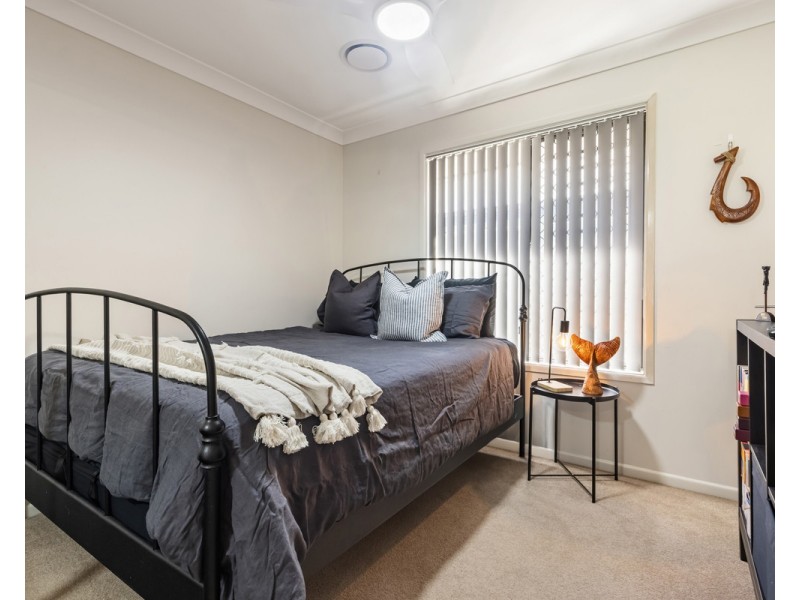 1/7 Willowie Crescent, Eagleby QLD 4207