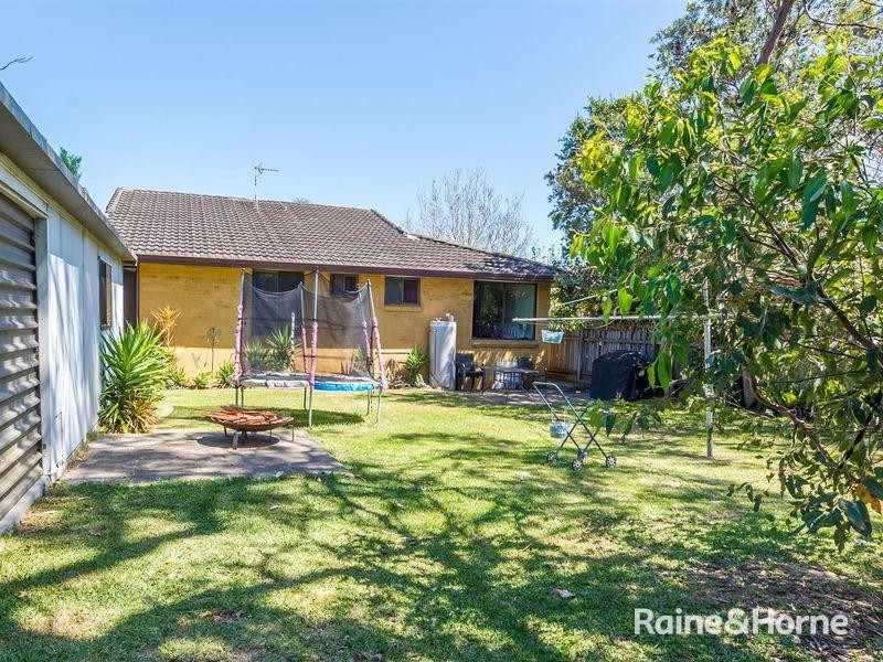 4 Bass Road, Shoalhaven Heads NSW 2535