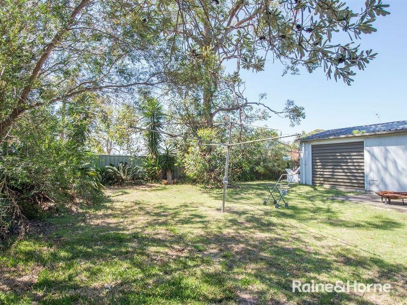 4 Bass Road, Shoalhaven Heads NSW 2535