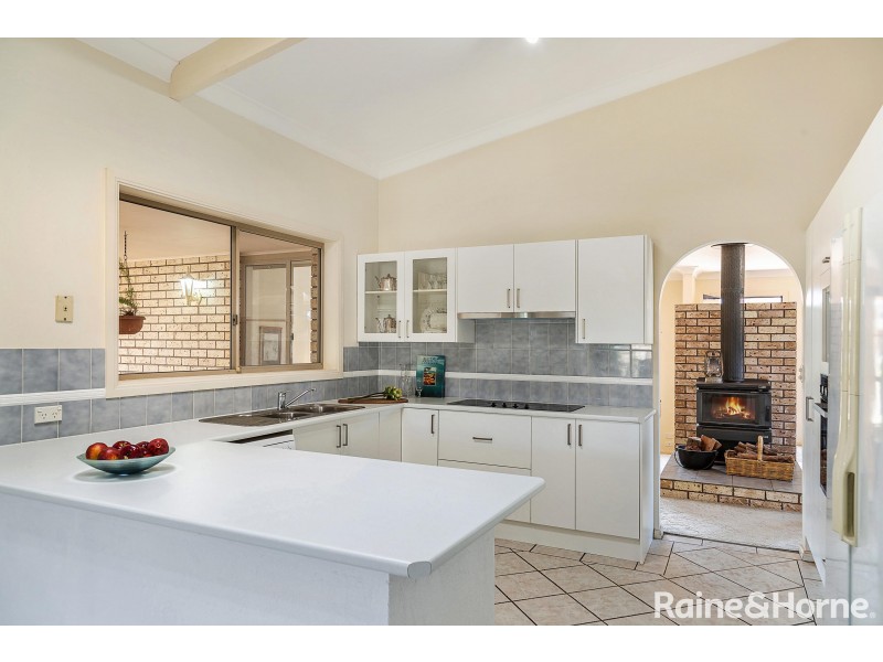 20 Amundsen Avenue, Shoalhaven Heads NSW 2535