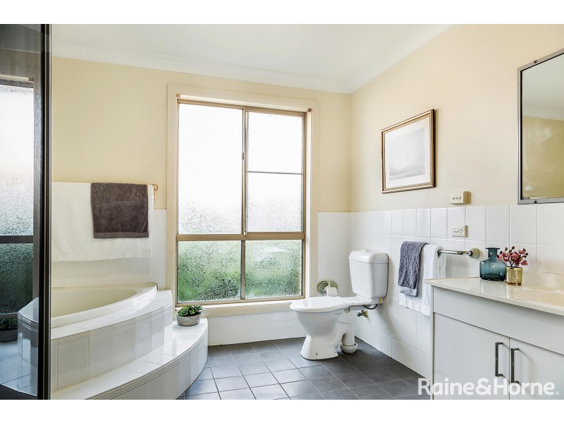 20 Amundsen Avenue, Shoalhaven Heads NSW 2535