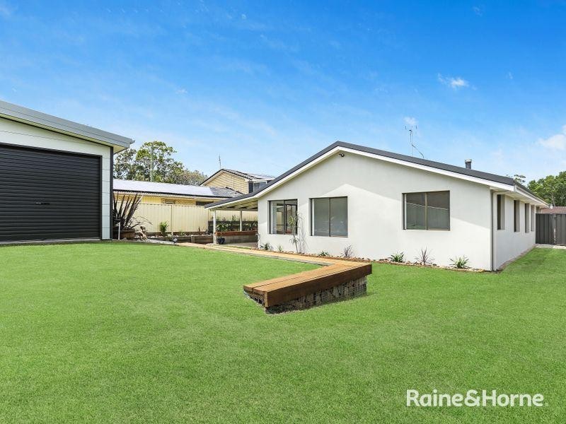 79 Scott Street, Shoalhaven Heads NSW 2535
