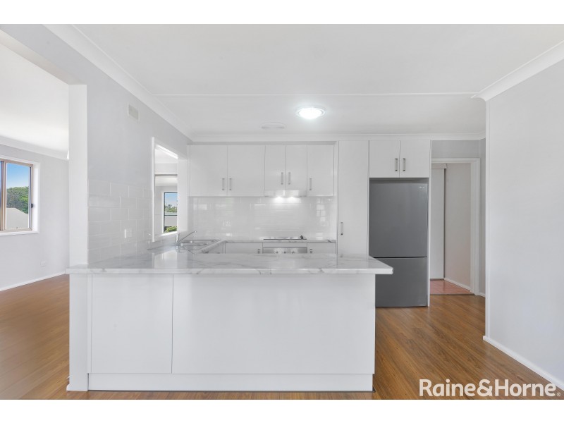 2 Trentham Road, Shoalhaven Heads NSW 2535