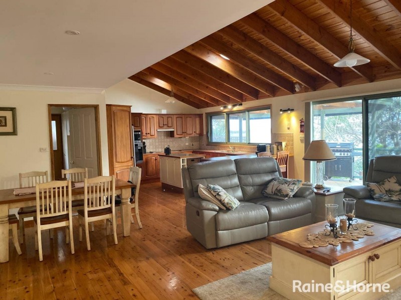 70 River Road, Shoalhaven Heads NSW 2535