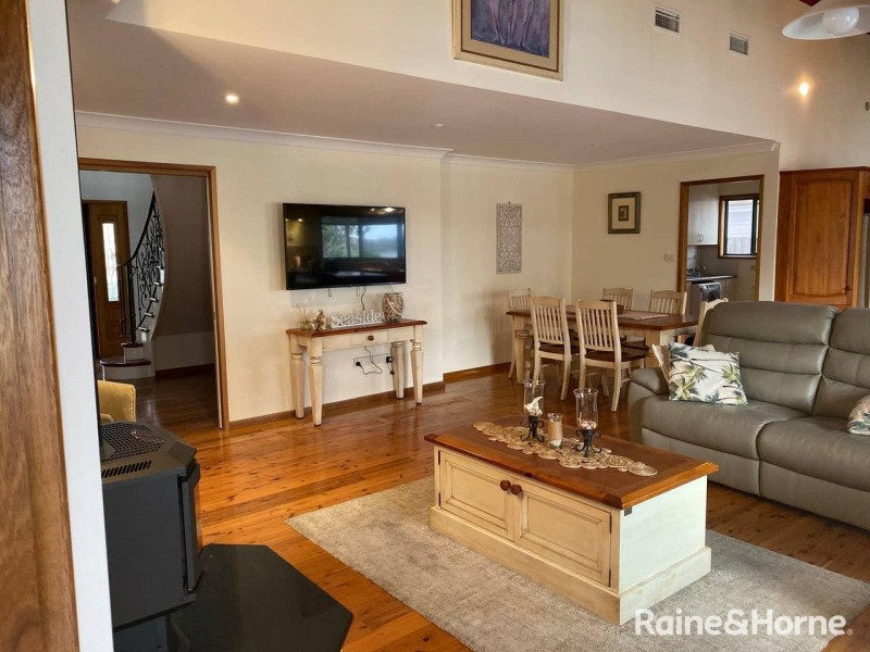 70 River Road, Shoalhaven Heads NSW 2535