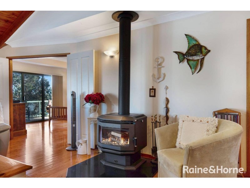 70 River Road, Shoalhaven Heads NSW 2535