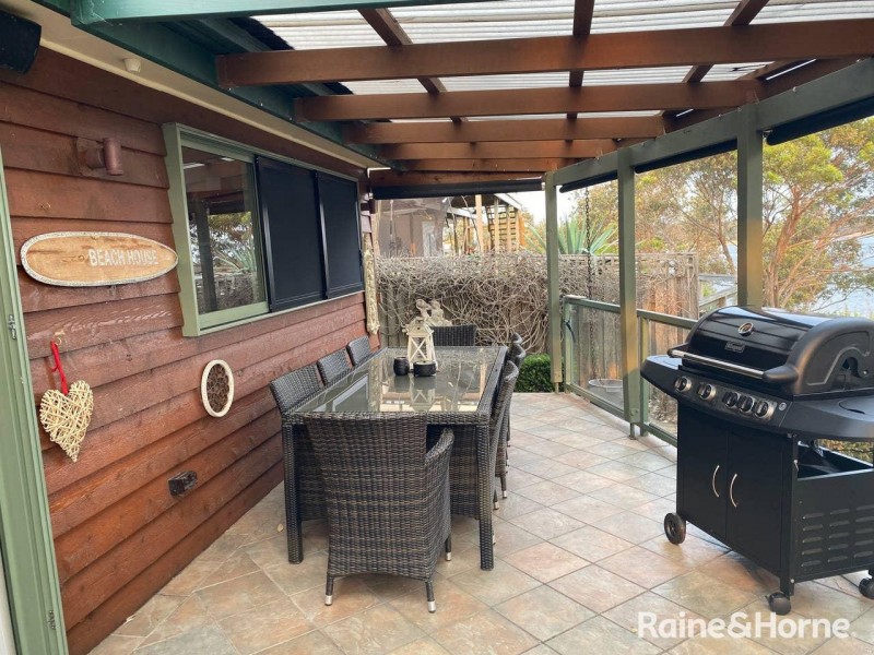 70 River Road, Shoalhaven Heads NSW 2535