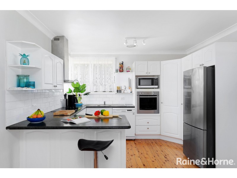 16 Golden Hill Avenue, Shoalhaven Heads NSW 2535