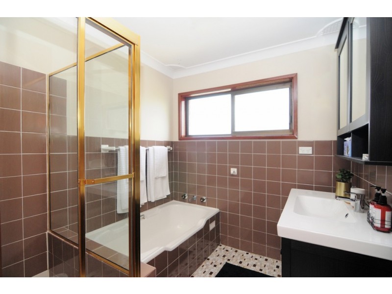 23 Explorer Boulevard, Shoalhaven Heads NSW 2535
