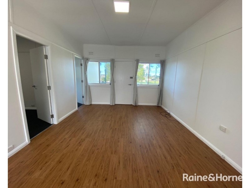 2/11 South Street, Greenwell Point NSW 2540
