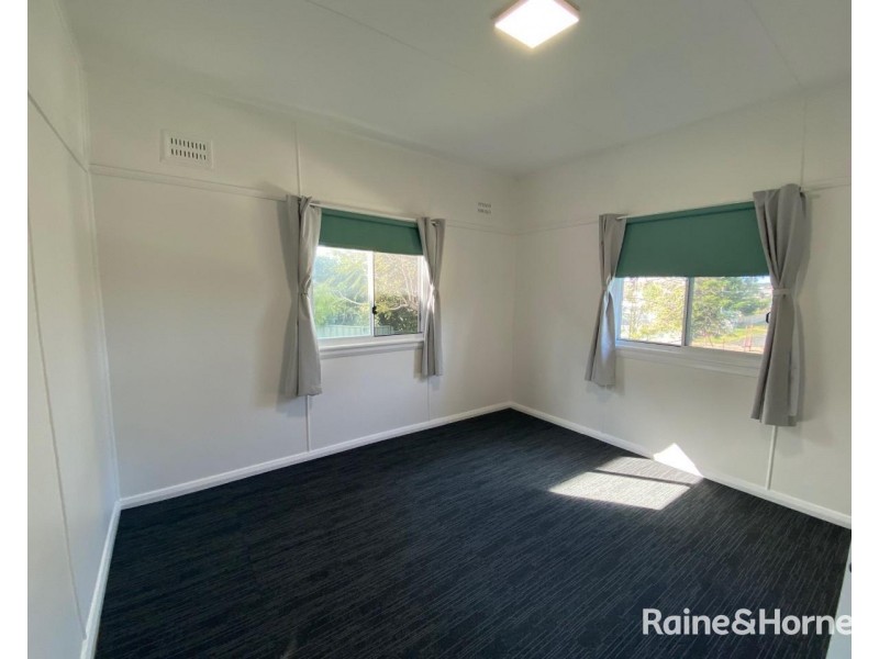 2/11 South Street, Greenwell Point NSW 2540