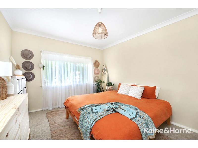 1 Renown Avenue, Shoalhaven Heads NSW 2535