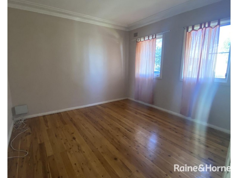 49 Moss Street, Nowra NSW 2541