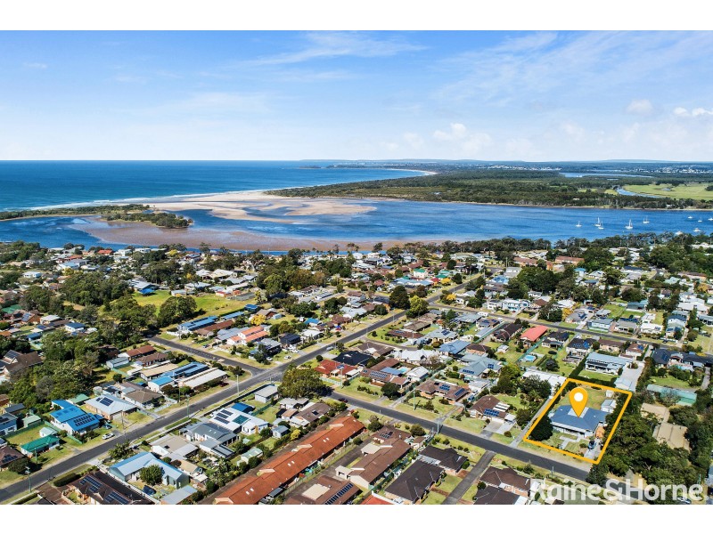 10 Davenport Road, Shoalhaven Heads NSW 2535