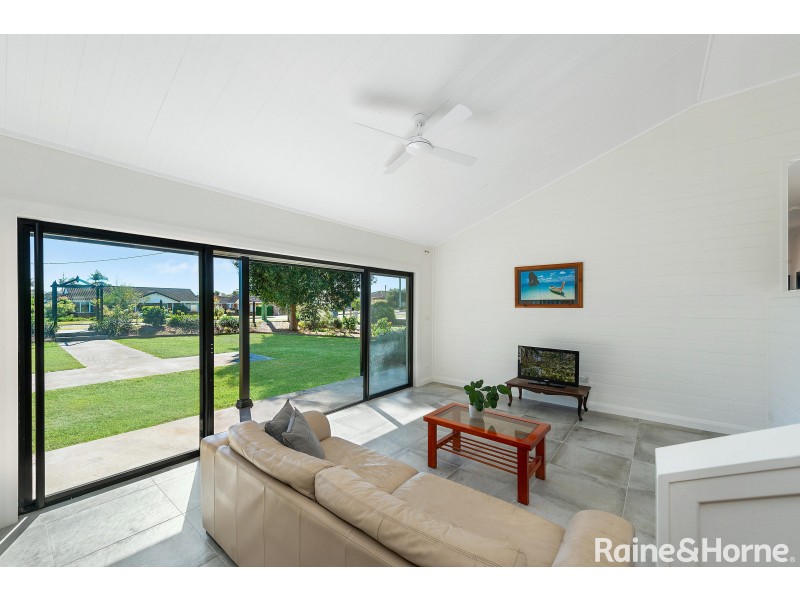 10 Davenport Road, Shoalhaven Heads NSW 2535