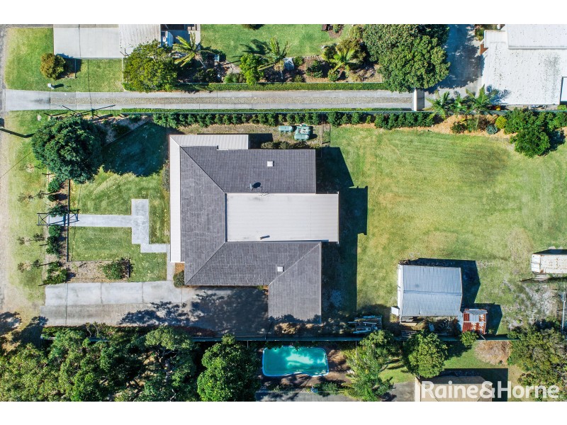 10 Davenport Road, Shoalhaven Heads NSW 2535