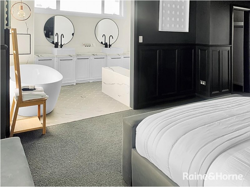 14 Ravenscliffe Road, Shoalhaven Heads NSW 2535