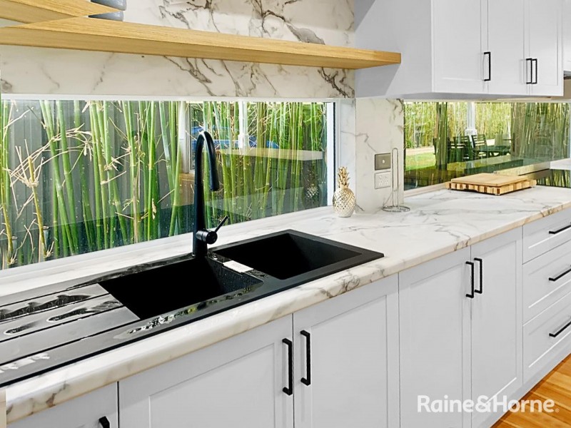 14a Ravenscliffe Road, Shoalhaven Heads NSW 2535