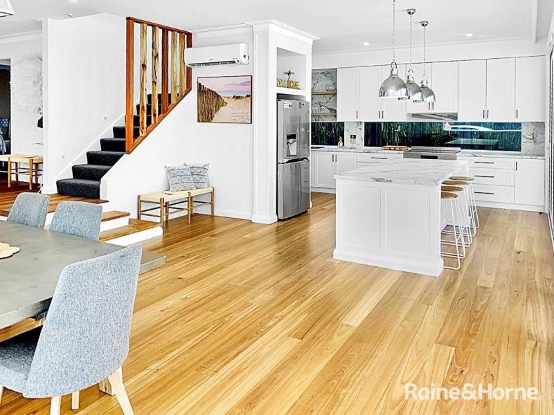 14a Ravenscliffe Road, Shoalhaven Heads NSW 2535