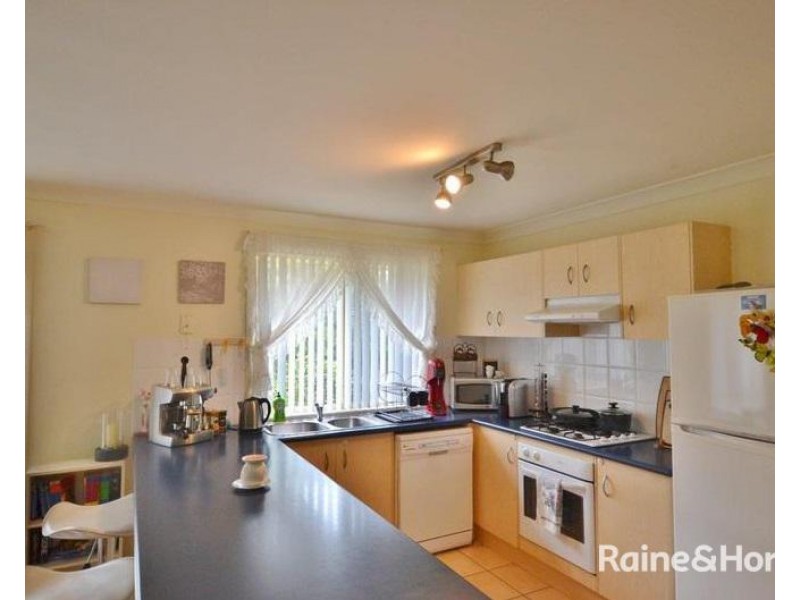 17 Guinea Flower, Worrigee NSW 2540