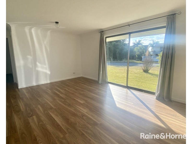 88 Scott Street, Shoalhaven Heads NSW 2535