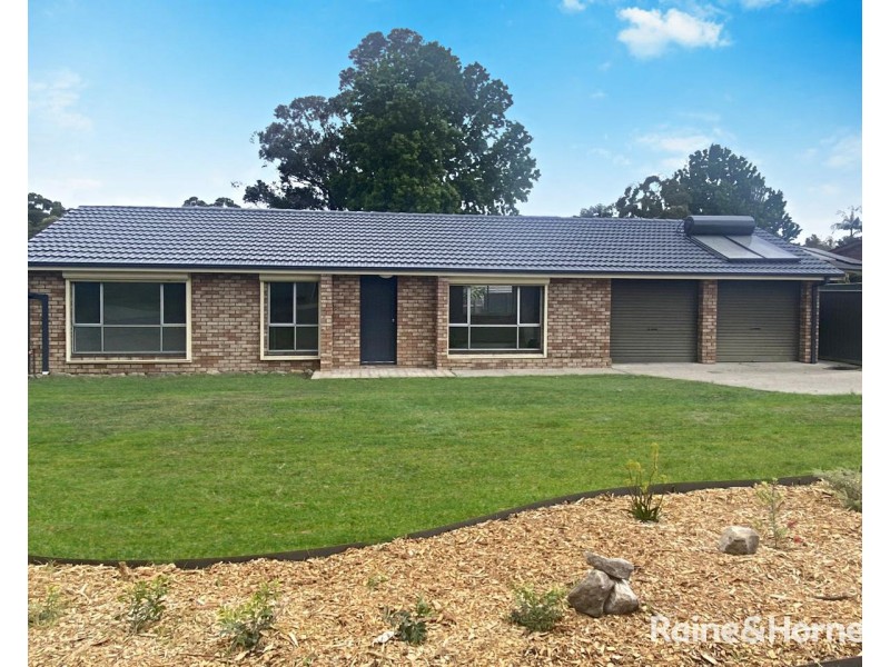 1 Russell Avenue, North Nowra NSW 2541