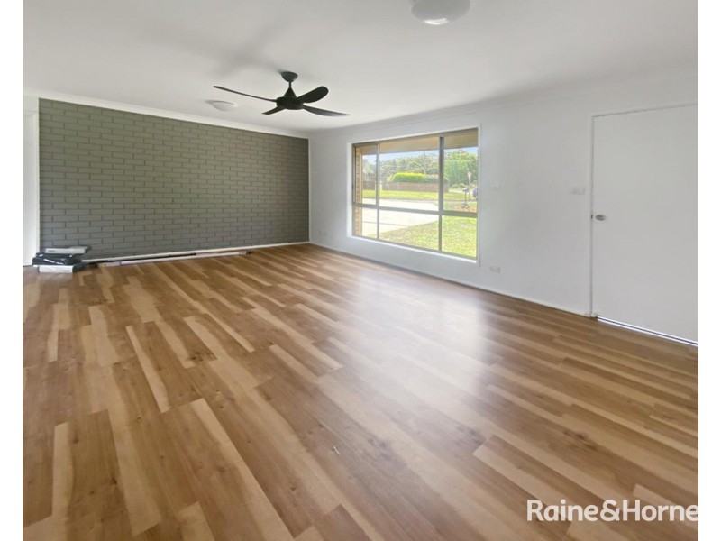 1 Russell Avenue, North Nowra NSW 2541