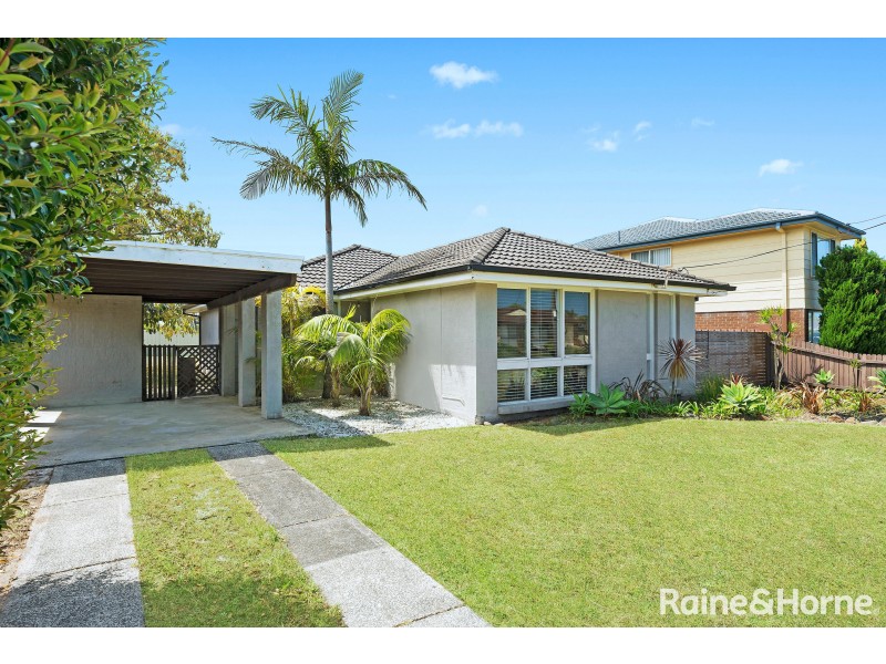 1 Davison Drive, Shoalhaven Heads NSW 2535