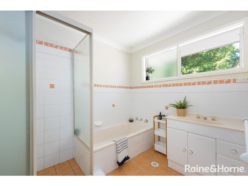 1 Davison Drive, Shoalhaven Heads NSW 2535