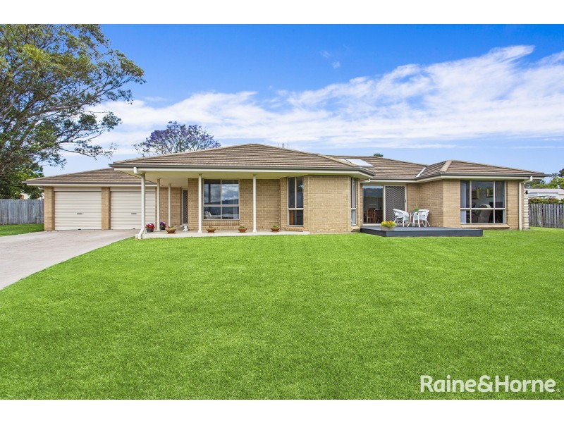 5 Meyer Place, Bomaderry NSW 2541
