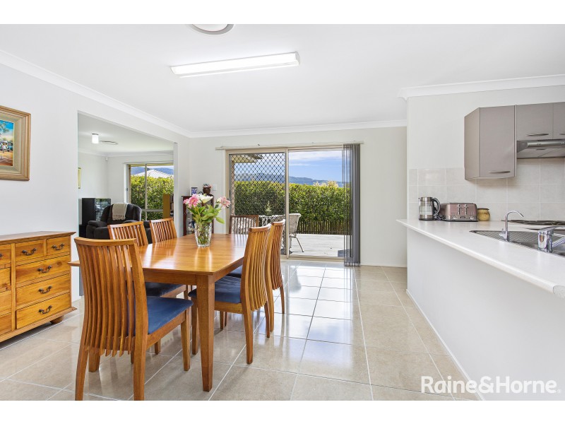 5 Meyer Place, Bomaderry NSW 2541