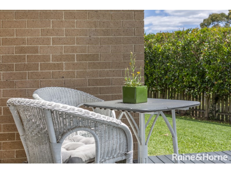 5 Meyer Place, Bomaderry NSW 2541