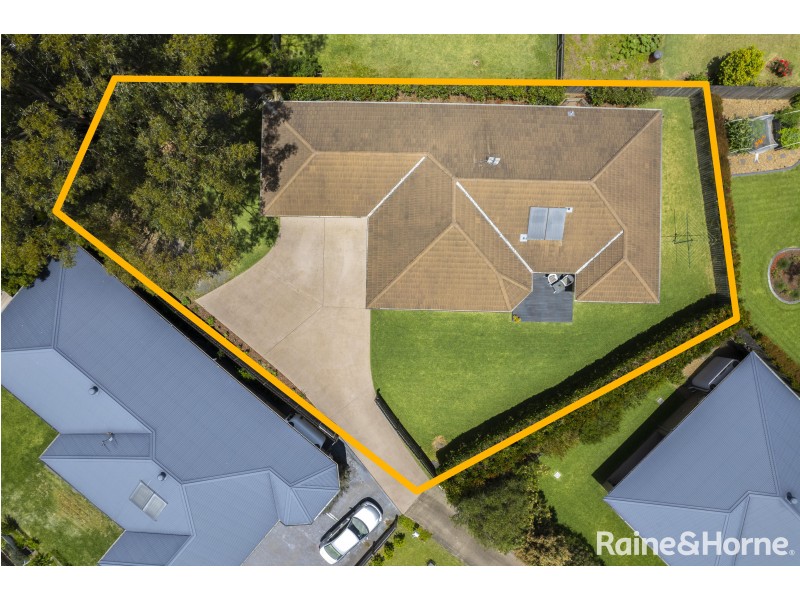 5 Meyer Place, Bomaderry NSW 2541