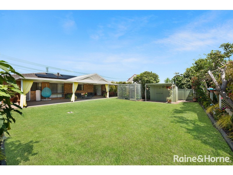 11 Shackleton Street, Shoalhaven Heads NSW 2535