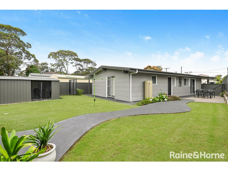 33 Davenport Road, Shoalhaven Heads NSW 2535