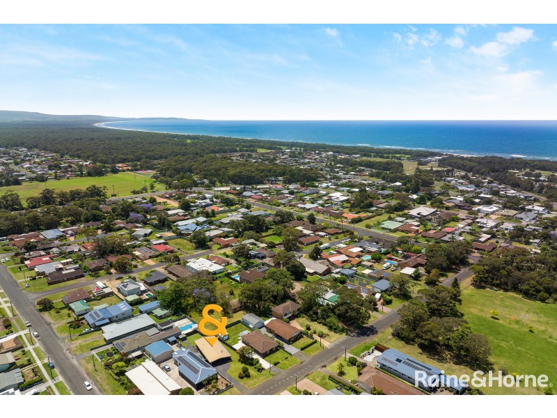 33 Davenport Road, Shoalhaven Heads NSW 2535