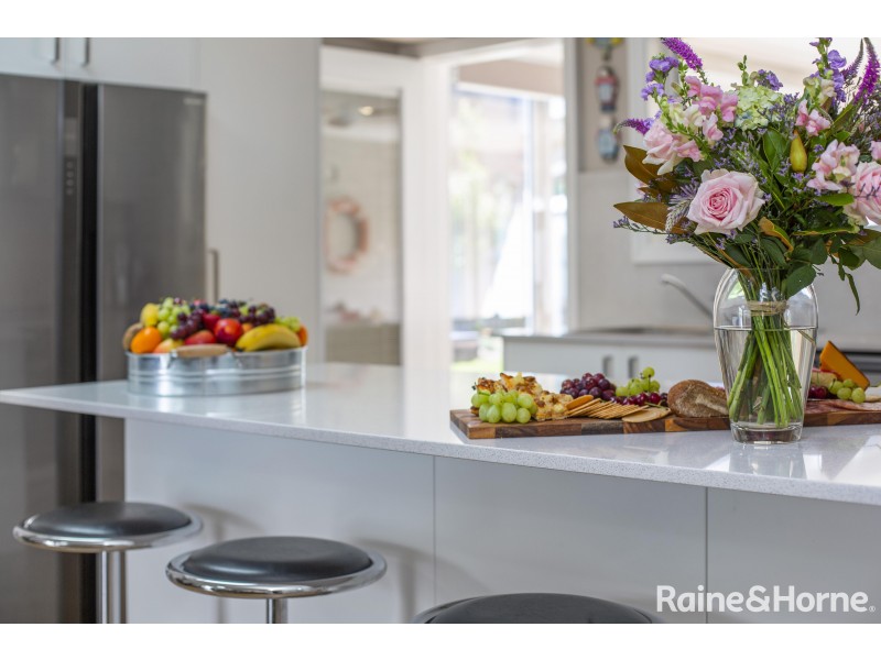 28 Jerry Bailey Road, Shoalhaven Heads NSW 2535