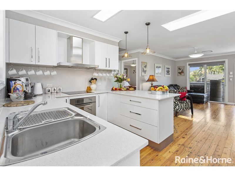 28 Jerry Bailey Road, Shoalhaven Heads NSW 2535