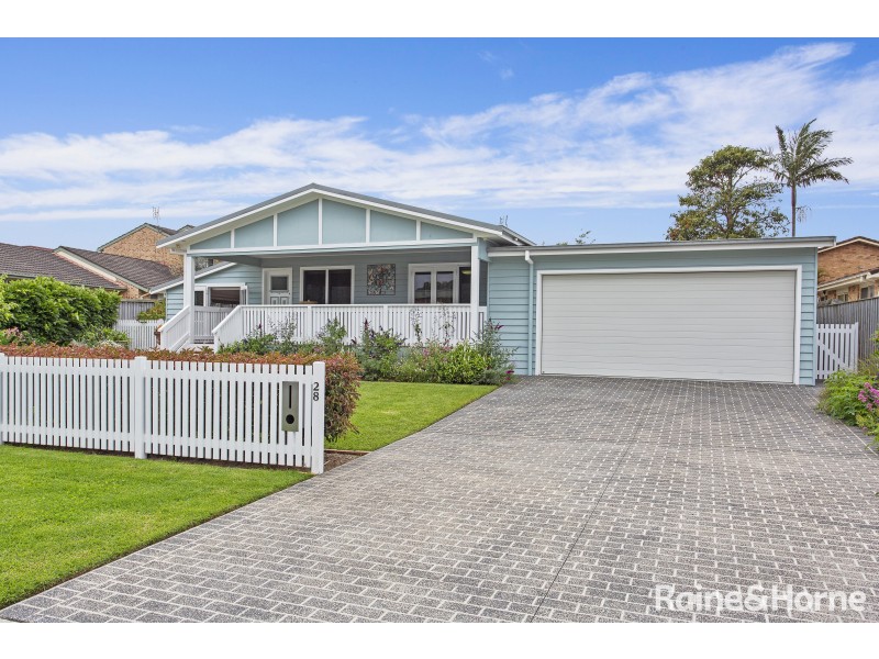 28 Jerry Bailey Road, Shoalhaven Heads NSW 2535