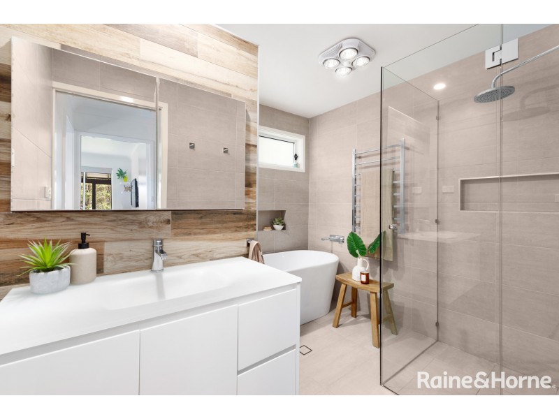 1 Meehan Avenue, Shoalhaven Heads NSW 2535