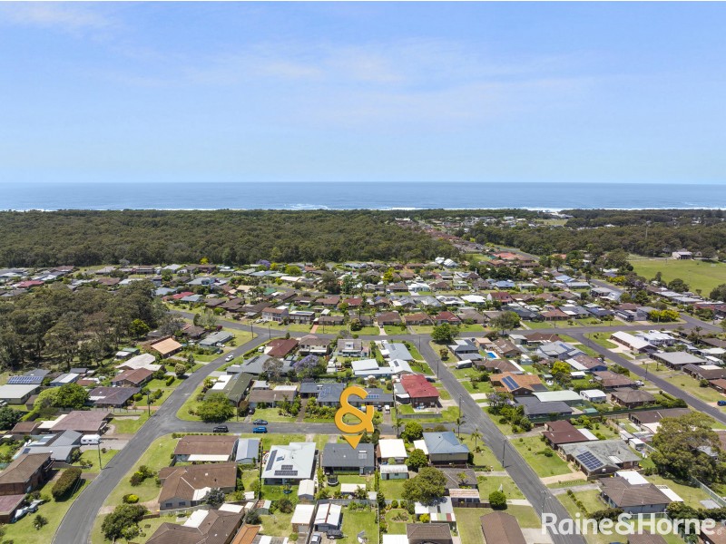 1 Meehan Avenue, Shoalhaven Heads NSW 2535